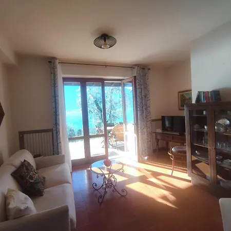 Appartamenti Helios Limone sul Garda Zimmer foto