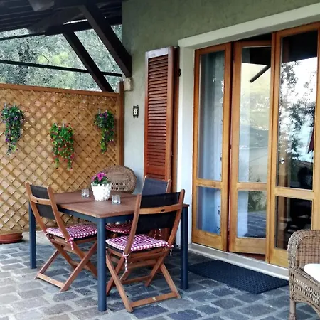 Appartamenti Helios Limone sul Garda Zimmer foto