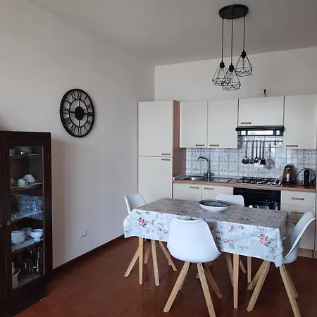 Appartamenti Helios Limone sul Garda Zimmer foto