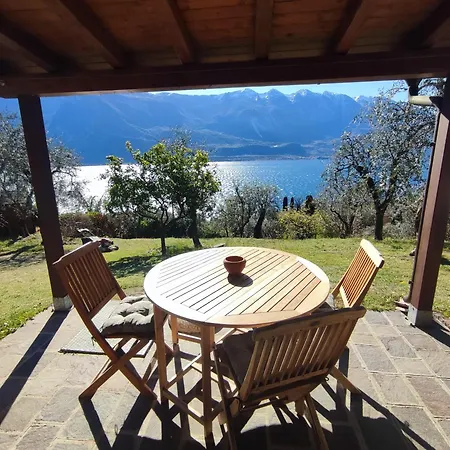 Appartamenti Helios Limone sul Garda Exterior foto
